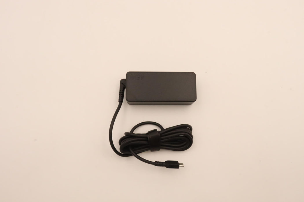 EAN 5704174776192 - Lenovo 5A10W86247 adaptador e inversor de corriente Interior 45 W Negro imagen 2