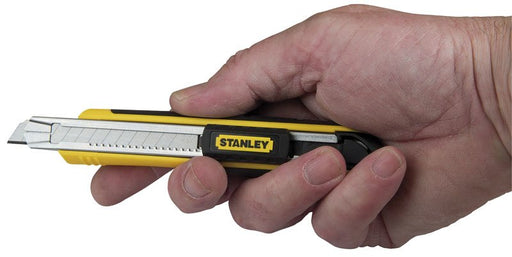 EAN 3253560104757 - Stanley 0-10-475 cúter Negro, Amarillo Cúter de cuchillas intercambiables imagen 1