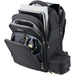 EAN 0065030880909 - StarTech.com NTBKBAG156 maletines para portátil 39,6 cm (15.6") Mochila Negro imagen 4