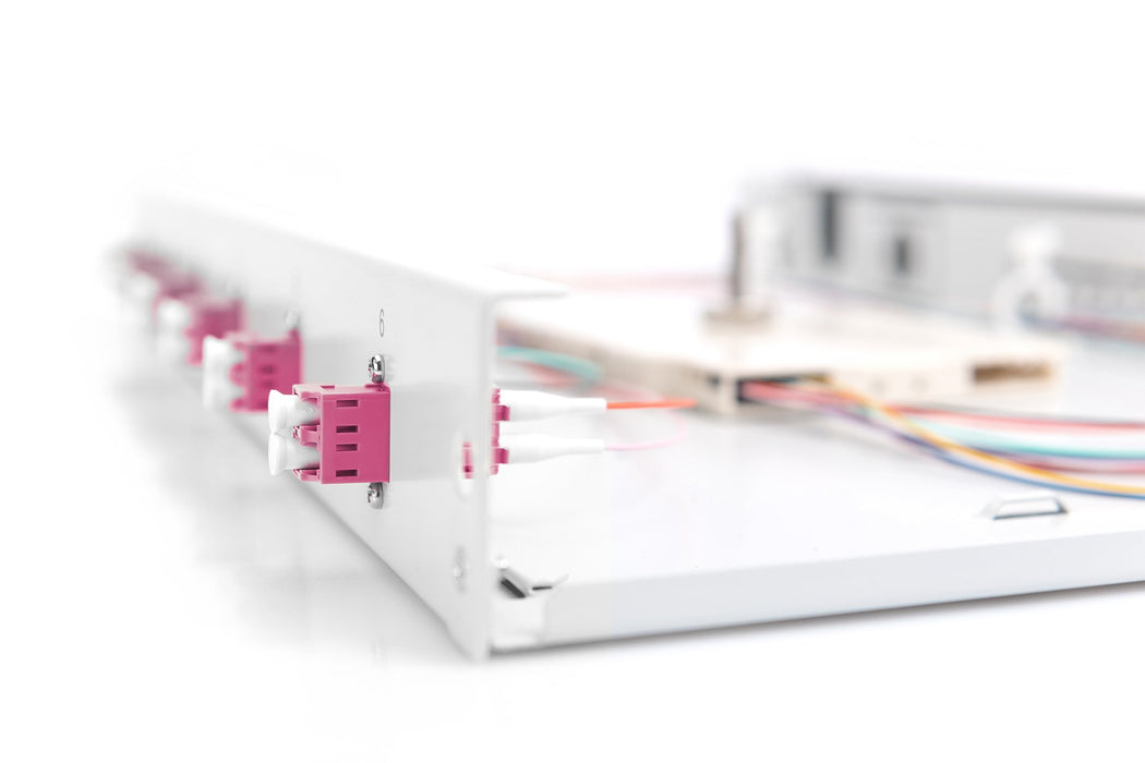 EAN 4016032325703 - Digitus DN-96330-4 accesorio de bastidor Panel de gestión de cables imagen 5