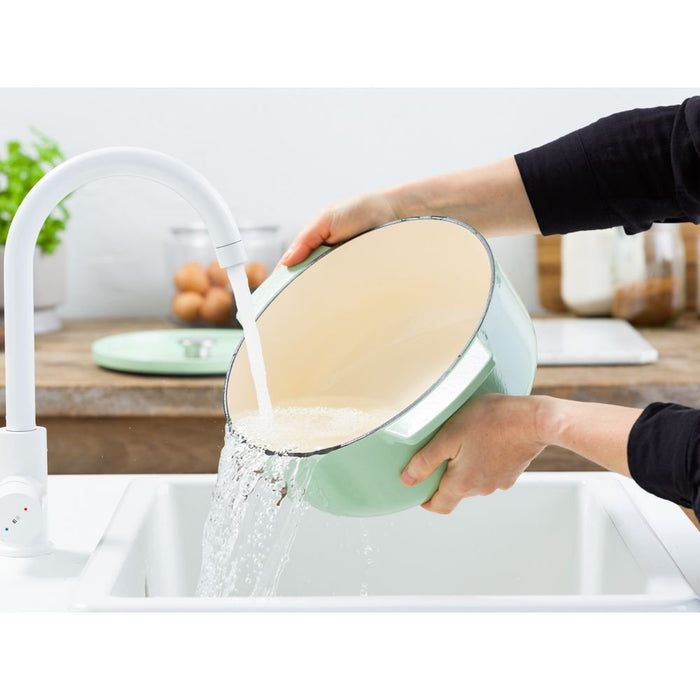 EAN 4894871026445 - KitchenAid CC007434-001 olla sopera 5,2 L Verde hierro fundido imagen 8