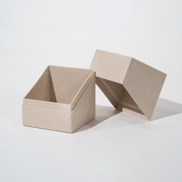EAN 4056133021067 - ULTIMATE GUARD Return to Earth Boulder Deck box imagen 3