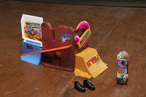 EAN 0194735057771 - Hot Wheels Skate HGT92 juego y juguete de habilidad/activo Monopatín de dedos imagen 2