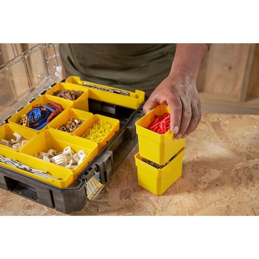 EAN 3253569829675 - Stanley FATMAX FMST82967-9 caja de herramientas Negro, Amarillo Plástico, Acero inoxidable imagen 5