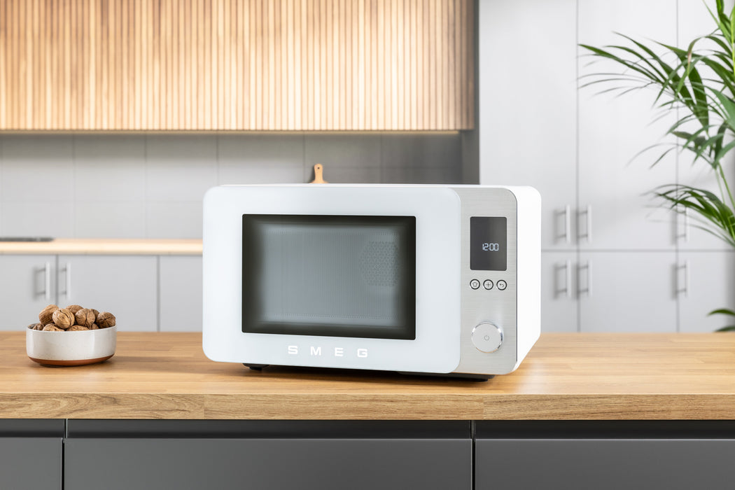 EAN 8017709356590 - Smeg MOC02WHMEU microondas Blanco Microondas combinado Encimera 27 L 1450 W imagen 16