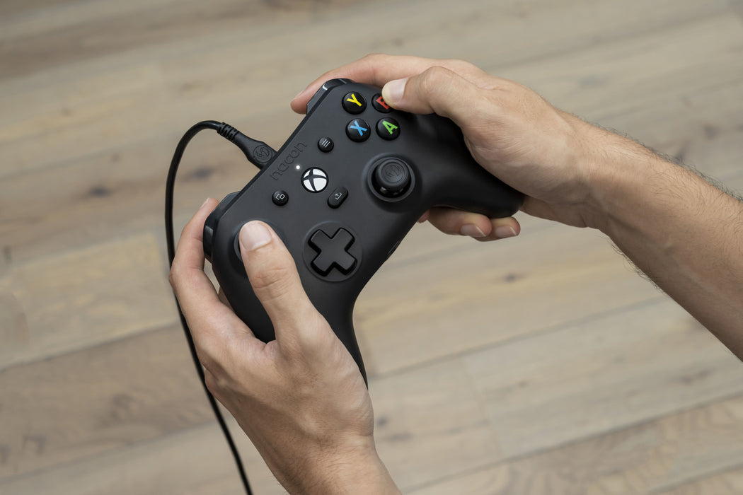 EAN 3665962022421 - NACON XBXEVOL-X mando y volante Negro USB Gamepad Xbox imagen 5