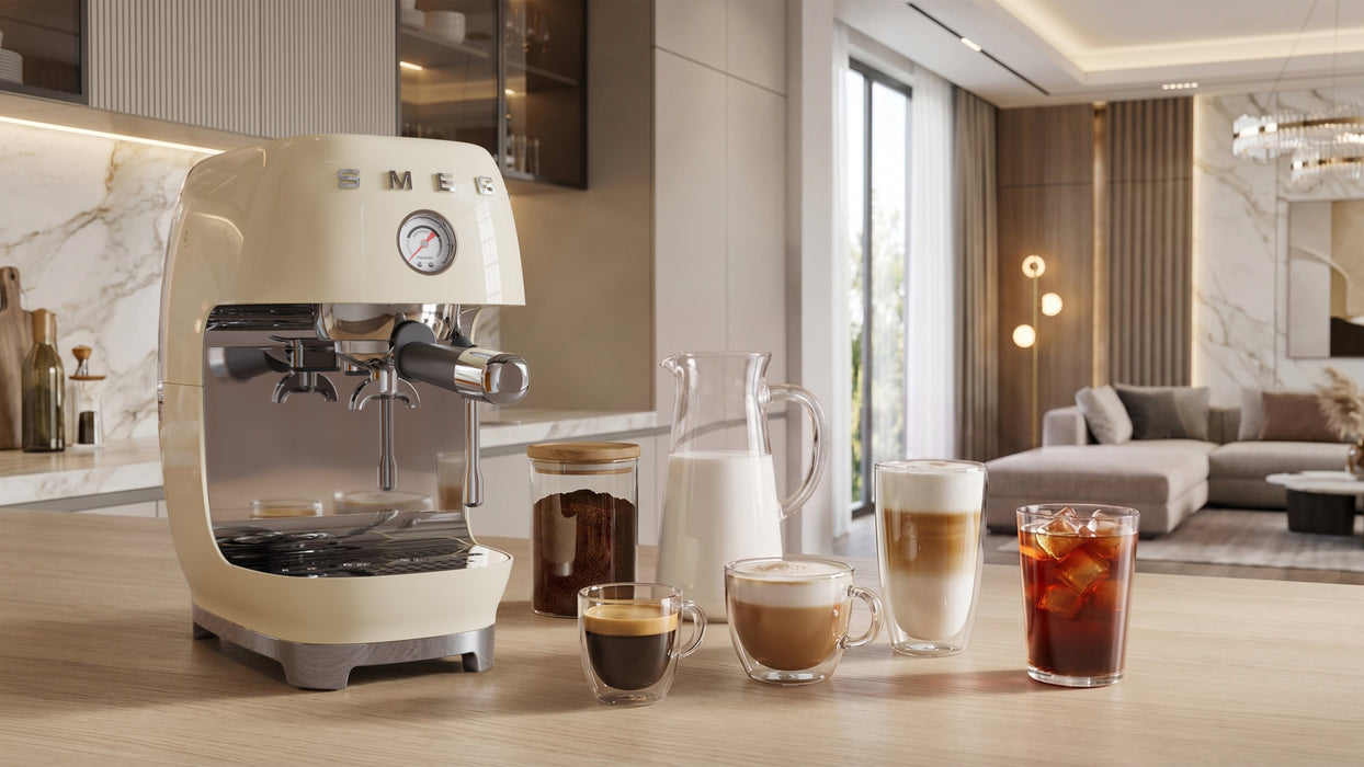 EAN 8017709349479 - Smeg ECF03CREU cafetera eléctrica Semi-automática Máquina espresso 1,4 L imagen 16