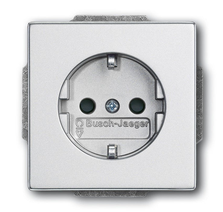 EAN 4011395074947 - Busch-Jaeger 2013-0-5272 toma de corriente CEE 7/3 Plata imagen 1