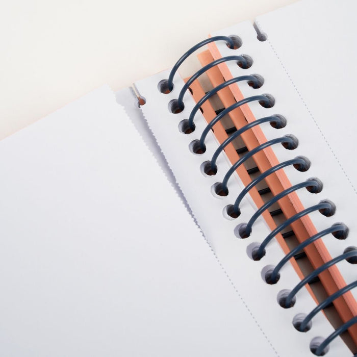 EAN 8411574110279 - Milan 57141E80X4 cuaderno y block A4 80 hojas Beige, Azul, Verde, Rosa imagen 4