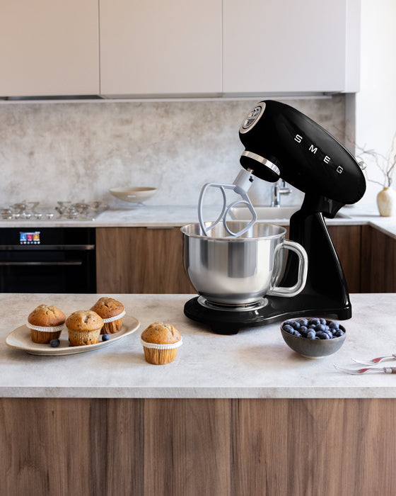 EAN 8017709353773 - Smeg SMF05BLEU batidora Batidora de varillas 1000 W Negro imagen 15