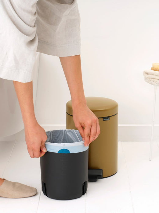 EAN 8710755255120 - Brabantia NewIcon 5 L Alrededor Acero Oro imagen 4