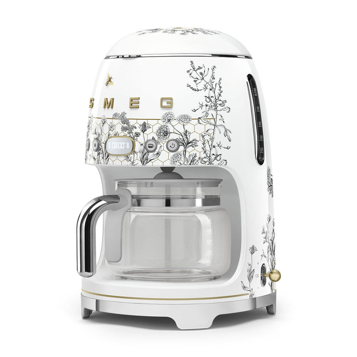 EAN 8017709280550 - Smeg DCF02WHEU cafetera eléctrica Totalmente automática Cafetera de filtro 1,4 L imagen 12