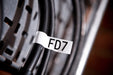 EAN 5715328104983 - Brother TZE-FX251 cinta para impresora de etiquetas Negro sobre blanco imagen 2