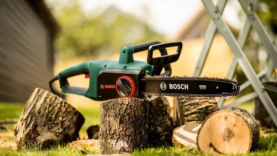 EAN 4059952608136 - Bosch 0 600 8B8 304 motosierra 1800 W Verde imagen 3