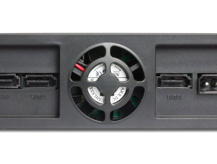 EAN 4043619673384 - DeLOCK 67338 sistema de refrigeración para ordenador Carcasa del ordenador Ventilador 3,5 cm Negro 1 piez imagen 3