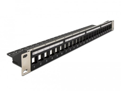 EAN 4043619668656 - DeLOCK 66865 panel de parcheo 1U imagen 1