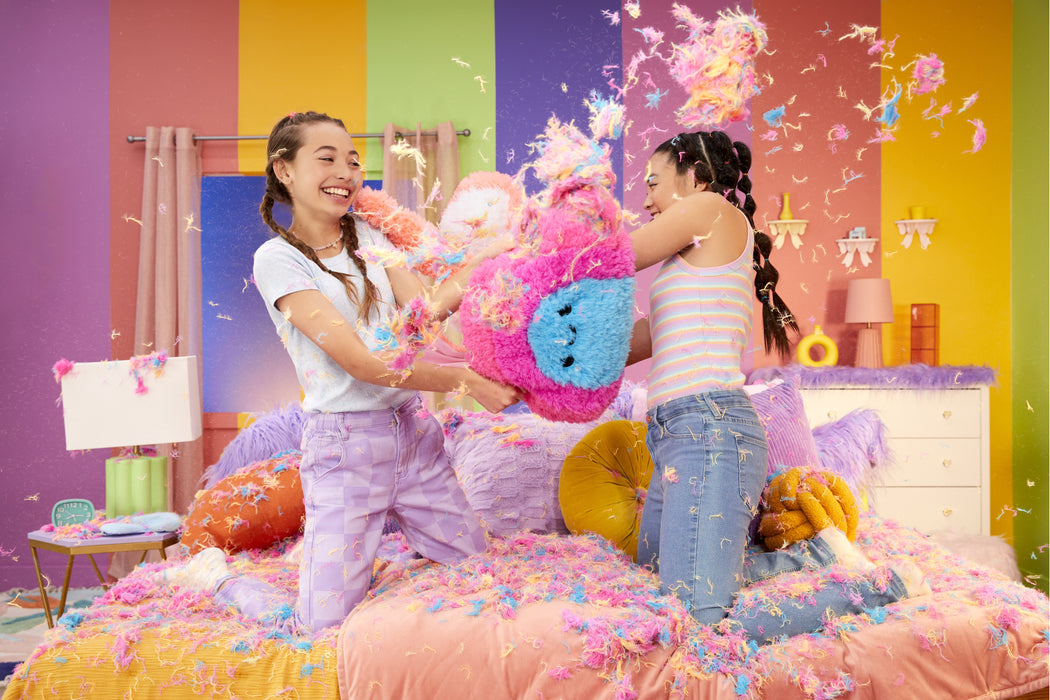 EAN 0035051512967 - MGA Entertainment Fluffie Stuffiez Pillow Fight- Bunny imagen 3