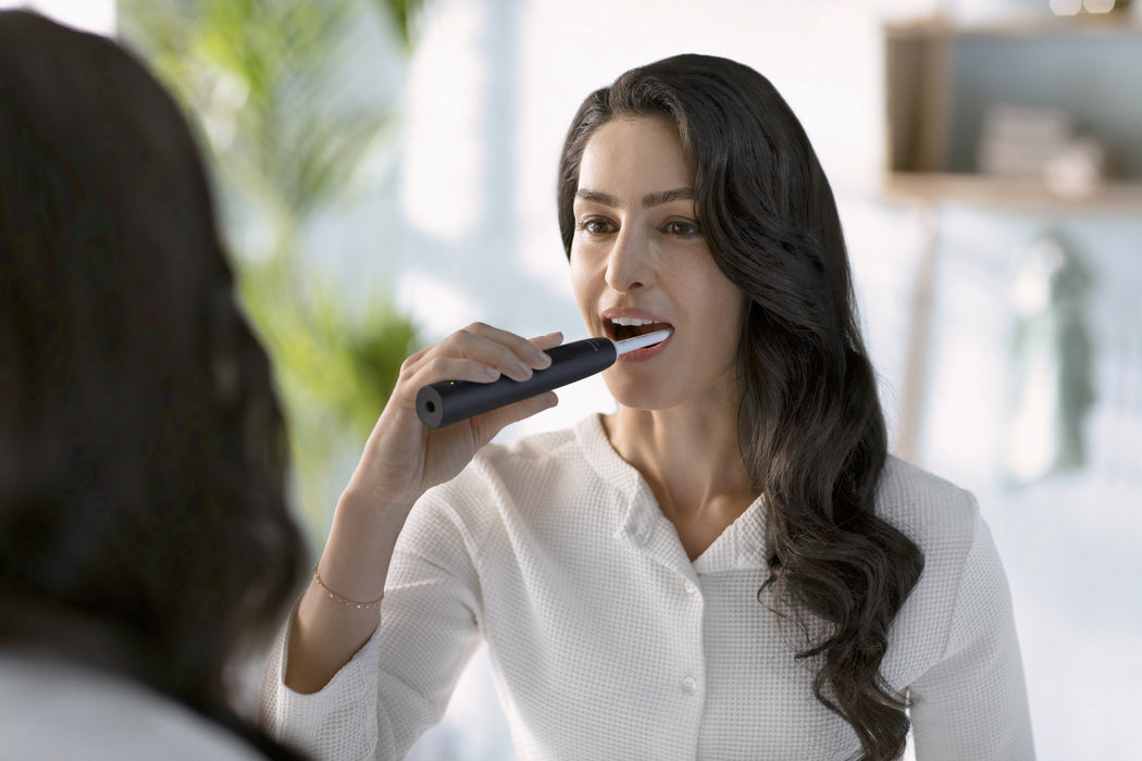 EAN 8710103985693 - Philips Sonicare 3100 series HX3675/15 cepillo eléctrico para dientes Adulto Cepillo dental sónico Negro, imagen 3