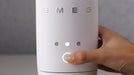 EAN 8017709361952 - Smeg MFF02WHMEU espumador o calentador de leche Blanco imagen 18