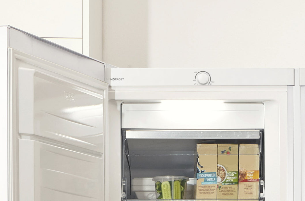 EAN 3838782638824 - Gorenje FN619EEW5 Congelador vertical Independiente 280 L Blanco imagen 15