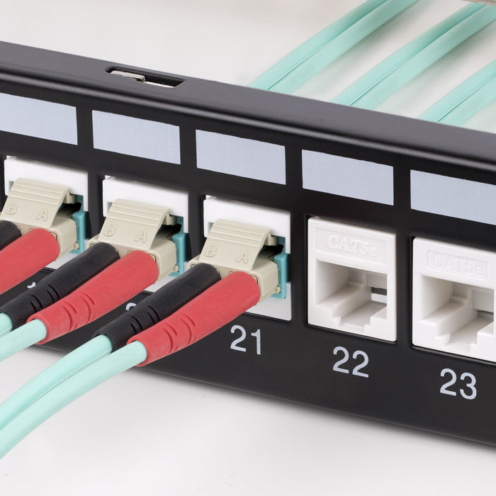 EAN 65030901697 - StarTech.com DMFKSLCLCCOUPLER adaptador de fibra óptica LC 1 pieza(s) Blanco imagen 9