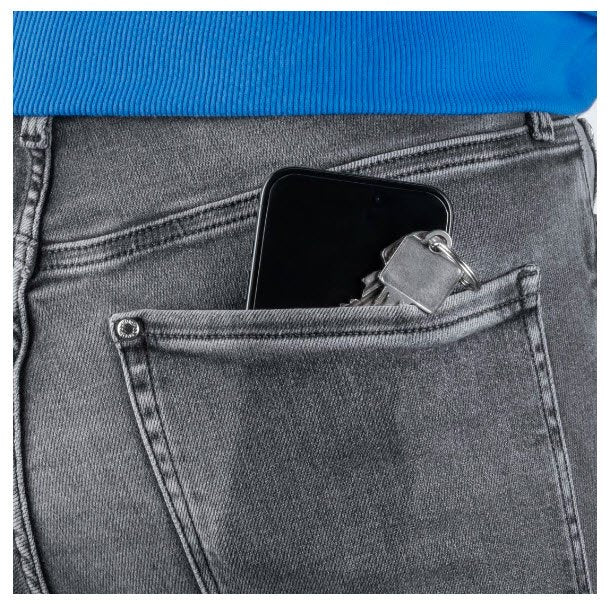 EAN 4047443529701 - Hama Clear Protect Protector de pantalla Apple 1 pieza(s) imagen 16