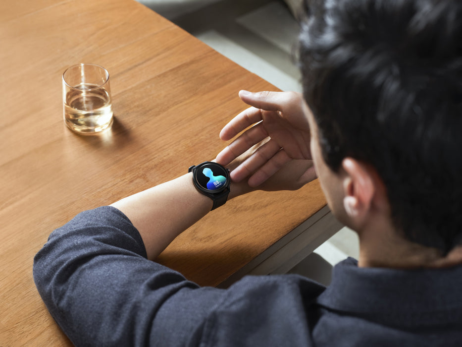 EAN 6941812724774 - Xiaomi Watch 2 Pro 3,63 cm (1.43") AMOLED 46 mm Digital 466 x 466 Pixeles Pantalla táctil 4G Plata Wifi G imagen 12