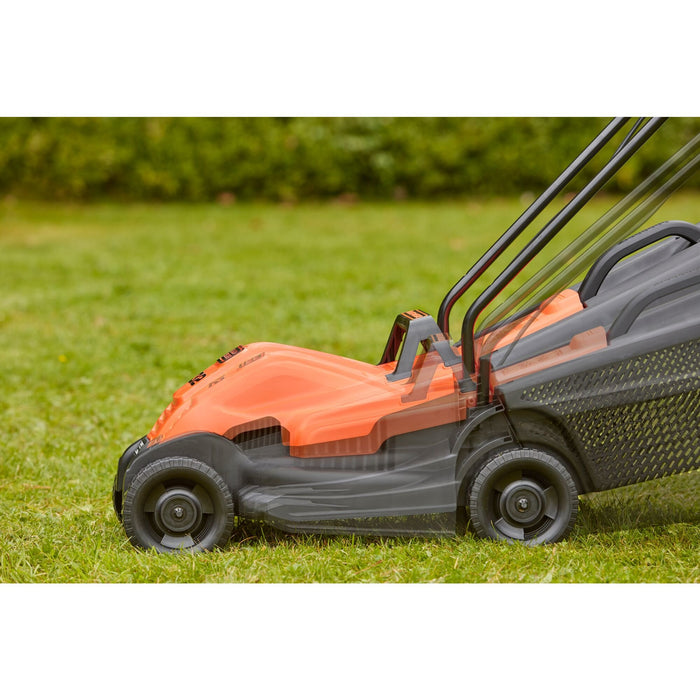 EAN 5035048682708 - Black & Decker BEMW451BH-QS cortadora de césped Cortacésped de empuje a gasolina Corriente alterna Negro, imagen 6
