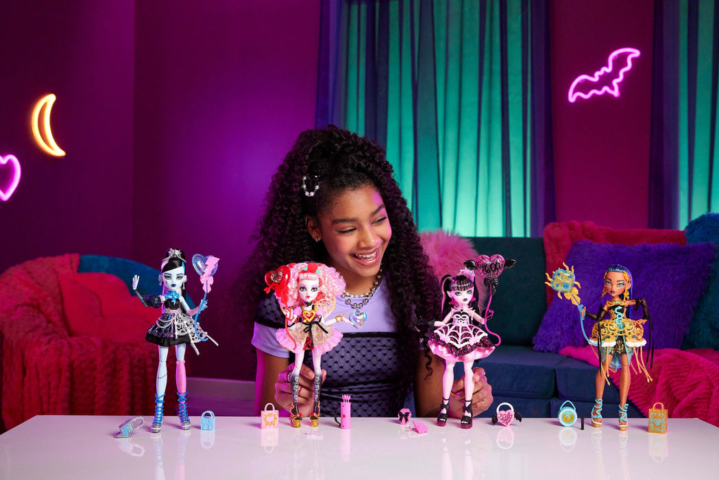 EAN 0194735259878 - Monster High JBG77 muñeca imagen 10