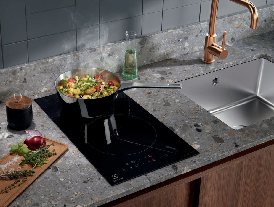 EAN 7332543982882 - Electrolux LIT30231C Negro Integrado 29 cm Con placa de inducción 2 zona(s) imagen 10
