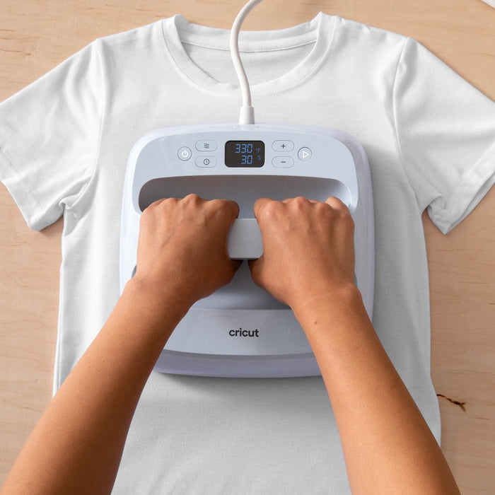EAN 0093573666735 - Cricut Joy Xtra Smart Iron-On Rollo de vinilo de termotransferencia Vinilo de termotransferencia liso imagen 5