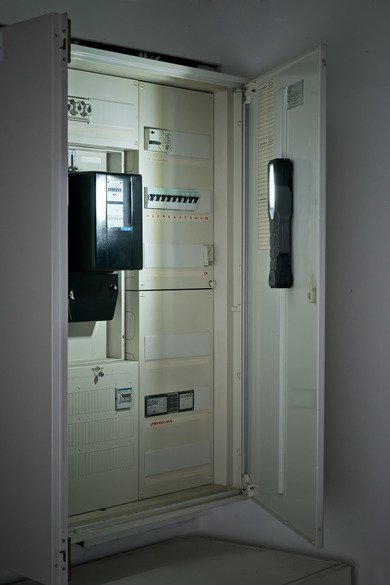 EAN 4007123663422 - Brennenstuhl 1175680 linterna Negro, Gris Linterna de mano LED imagen 4