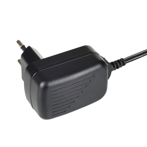 EAN 5901720136282 - Akyga AK-TB-34 adaptador e inversor de corriente Interior 10 W Negro imagen 2