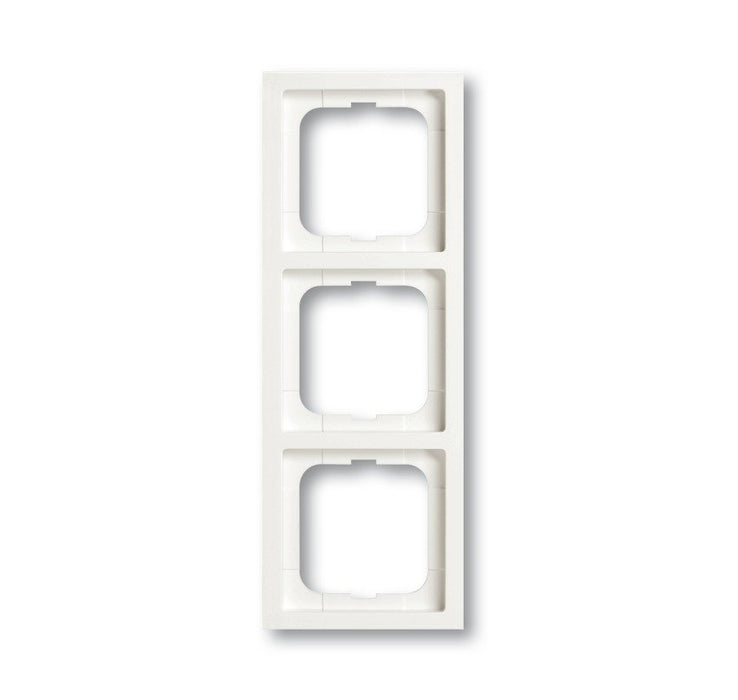 EAN 4011395128268 - Busch-Jaeger 1754-0-4416 placa de pared y cubierta de interruptor Blanco imagen 1