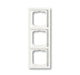 EAN 4011395128268 - Busch-Jaeger 1754-0-4416 placa de pared y cubierta de interruptor Blanco imagen 1
