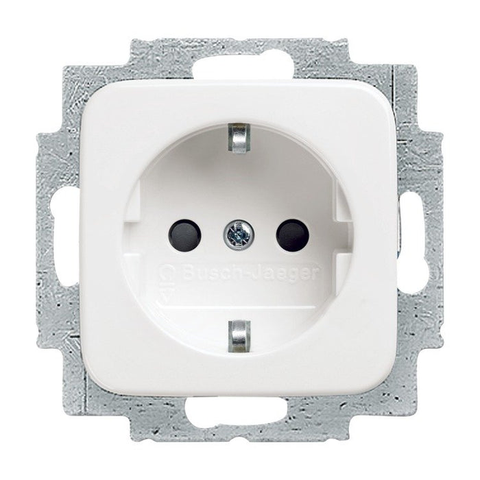 EAN 4011395199404 - Busch-Jaeger 2CKA002011A1888 toma de corriente Tipo F Blanco imagen 1