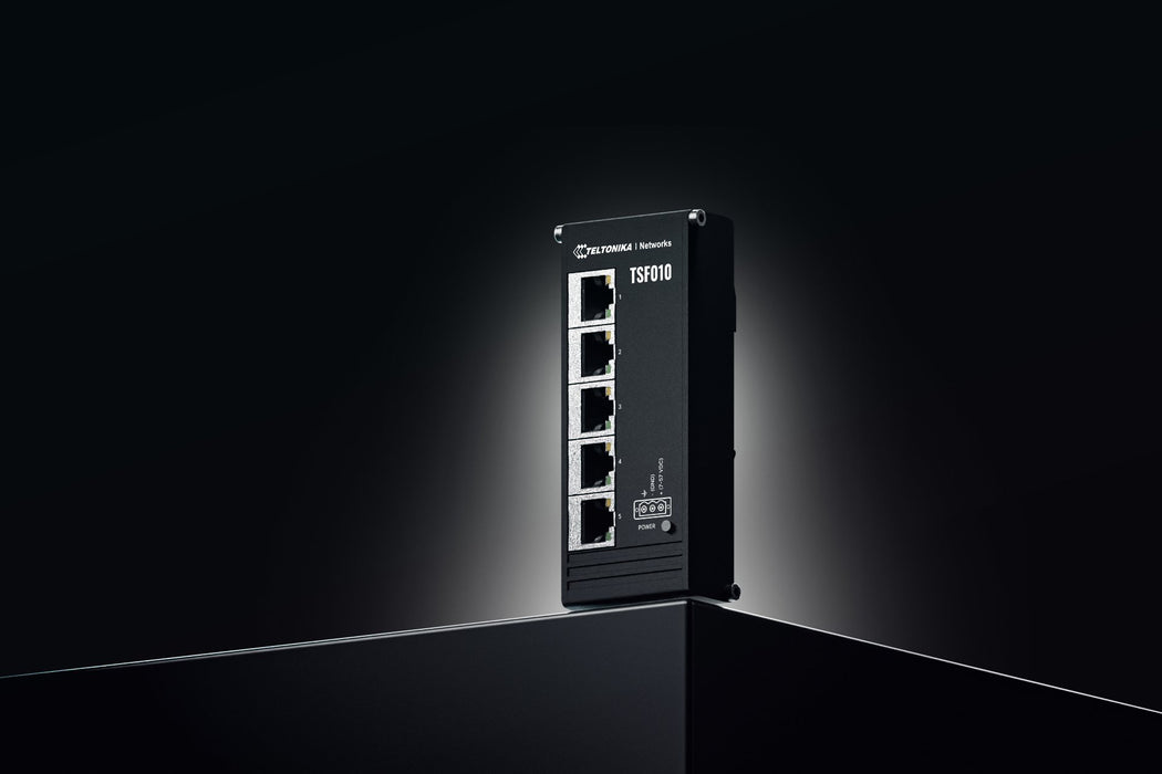 EAN 4779051841356 - Teltonika NETWORKS TSF010 Flat Ethernet Switch No administrado Fast Ethernet (10/100) DIN rail Negro imagen 7