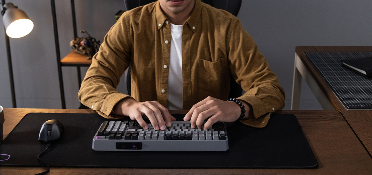EAN 4719512138885 - Cooler Master Peripherals MK770 teclado Universal USB + RF Wireless + Bluetooth QWERTY Francés Gris Oscur imagen 6