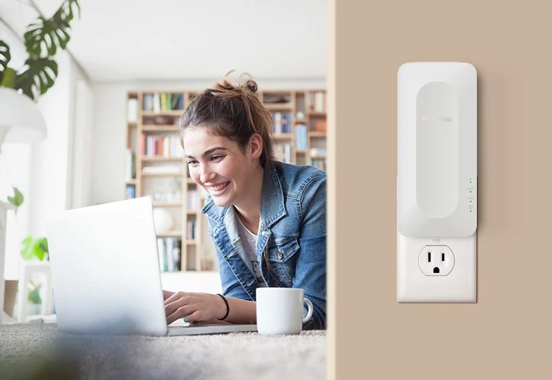 EAN 0606449173864 - NETGEAR EAX17 router inalámbrico Gigabit Ethernet Doble banda (2,4 GHz / 5 GHz) Blanco imagen 3