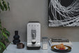 EAN 8017709334970 - Smeg BCC13BLMEU cafetera eléctrica Totalmente automática Máquina espresso 1,4 L imagen 30