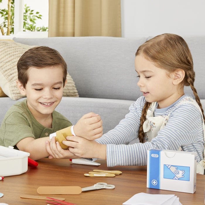 EAN 50743656156 - Little Tikes First Aid Kit imagen 14