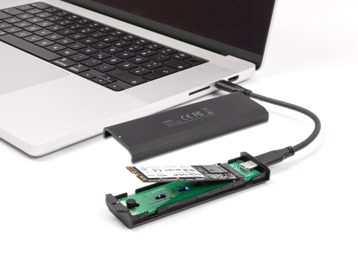 EAN 4043619420315 - DeLOCK 42031 caja para disco duro externo Caja externa para unidad de estado sólido (SSD) Negro M.2 imagen 4