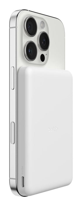 EAN 745883932610 - Belkin BPD010hqWH 5000 mAh Cargador inalámbrico Blanco imagen 2