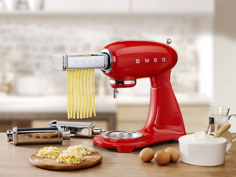EAN 8017709269203 - Smeg SMF03RDEU batidora Batidora de varillas 800 W Rojo imagen 25