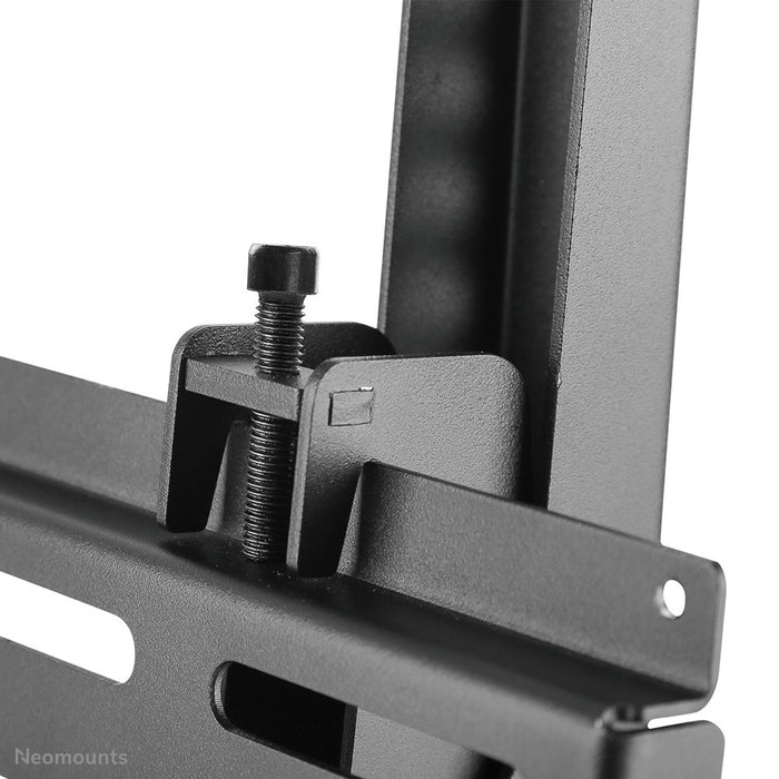 EAN 8717371447342 - Neomounts NS-WMB300PBLACK soporte para pantalla de señalización 132,1 cm (52") Negro imagen 6