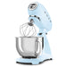 EAN 8017709311902 - Smeg SMF03PBEU batidora Batidora de varillas 800 W Azul imagen 2