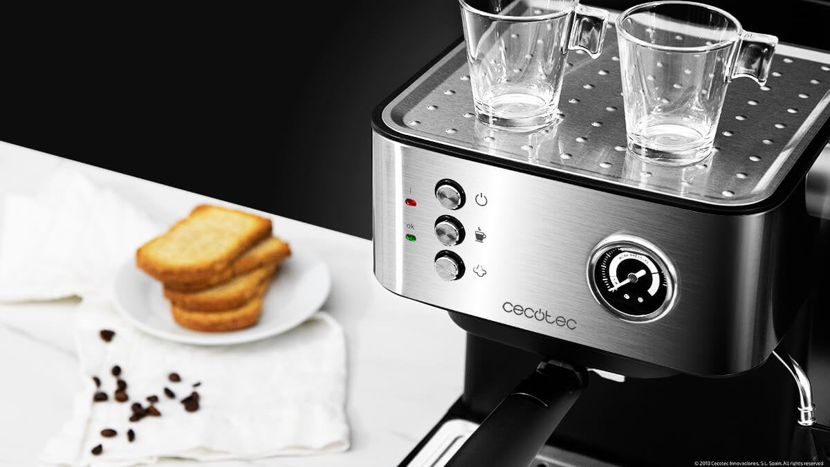 EAN 8435484015561 - Cecotec Power Espresso 20 Profesional Semi-automática Máquina espresso 1,5 L imagen 4