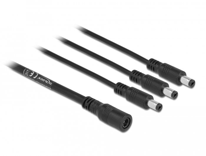 EAN 4043619830213 - DeLOCK 83021 cable de transmisión Negro 0,5 m imagen 1