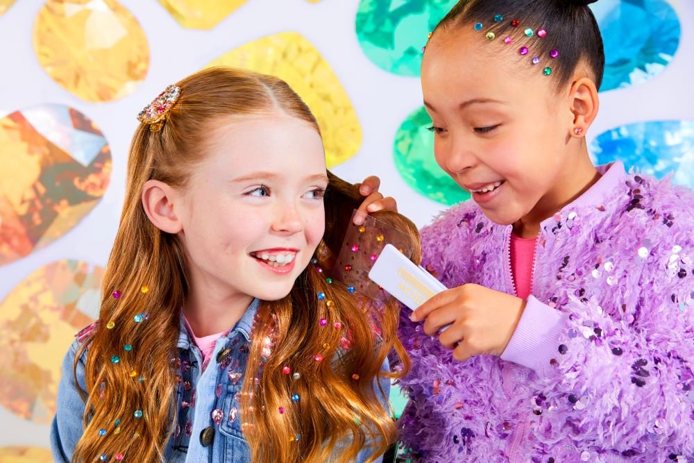 EAN 0035051597810 - Rainbow High Be Dazzling Fashion Dolls- Genevieve Bleue (Blue) imagen 10