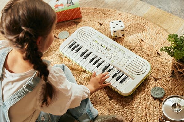 EAN 4971850321163 - Casio SA-50 piano digital 32 llaves Blanco imagen 3